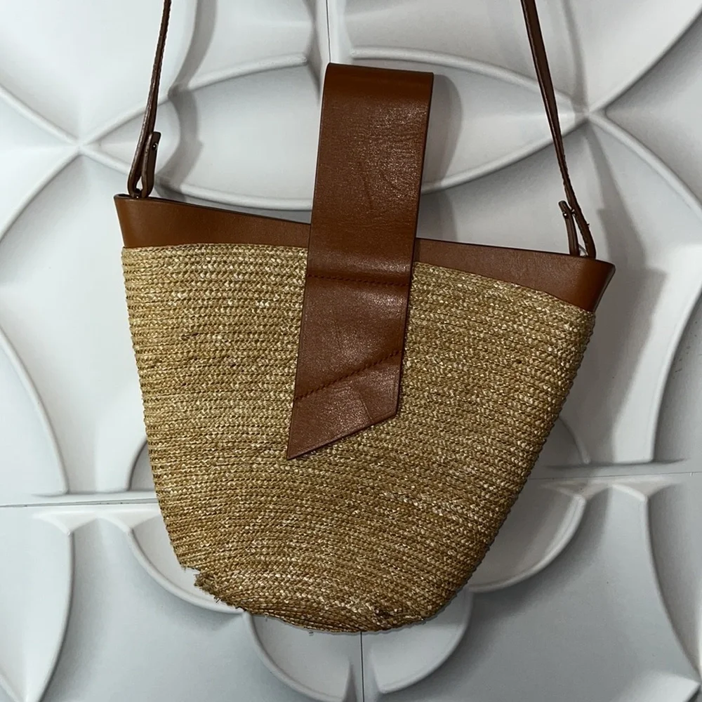 Carolina Santo Domingo Straw Amphora crossbody Bag - Picture 4 of 8